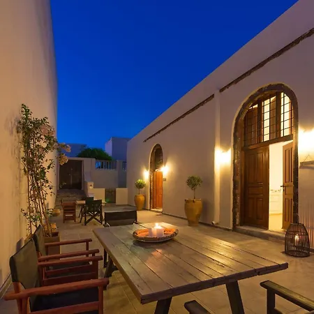 וילה Grandiose Santorini 2 Bedrooms Erza With Spacious Terrace Featuring Outdoor Hot Tub *